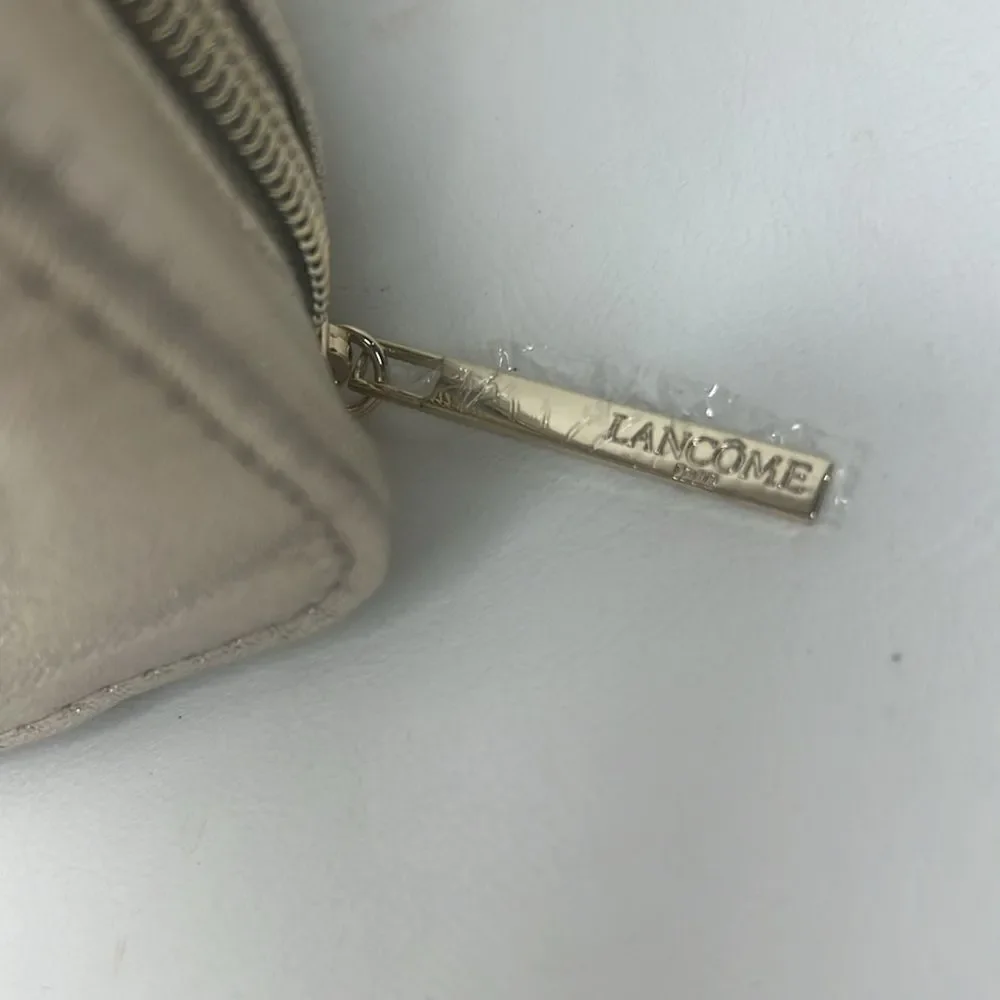 Lancôme Paris Gold Makeup Carrying Case Zippered With Handle Lined No Product